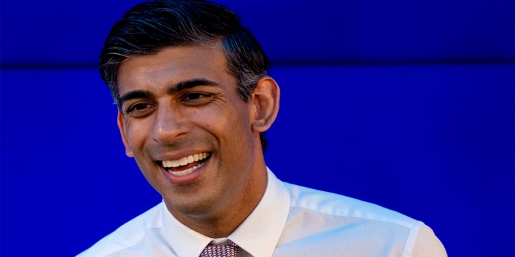 भारतीय मूलका ऋषि सुनक बेलायतको प्रधानमन्त्रीमा नियुक्त