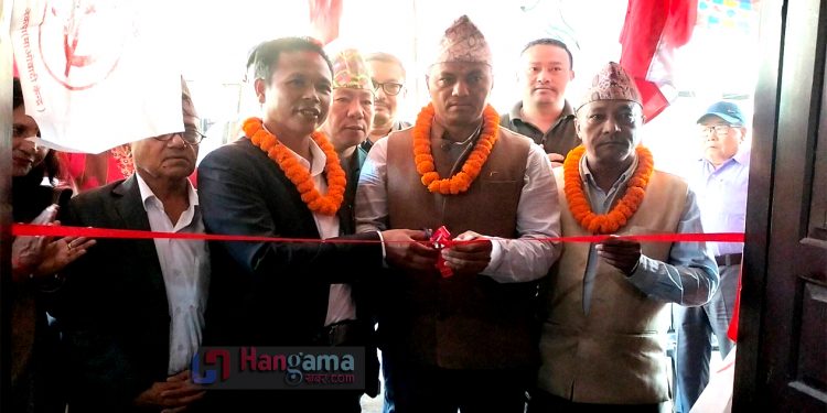 वाम गठबन्धनले धरान १२ मा कार्यलय खोल्यो ,अब घरदैलो रफ्तारमा