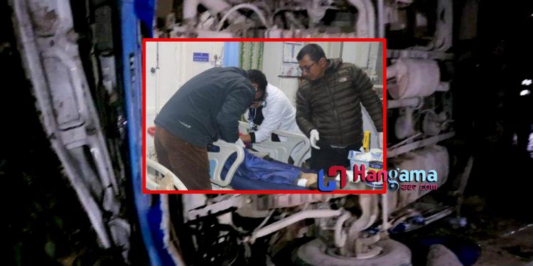 व्रतबन्धबाट फर्किएको रिजर्भ बस दुर्घटना,   १७ जनाको मृत्‍यु