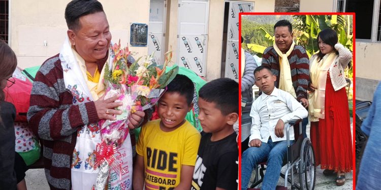 जन्मदिनको अवसरमा व्हिलचियर र न्यानो कपडा बितरण