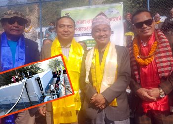 निशाने खोला दोभानमा बनेको पानीट्याङ्की धरान खानेपानी बोर्डलाई हस्तान्तरण