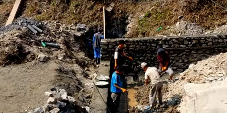 पकुवा खोलामा बाँध र फिल्टर निर्माणमा २० लाख सहयोग