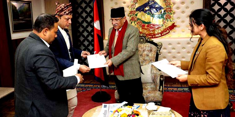 रास्वपाका मन्त्रीहरुद्वारा सामुहिक राजीनामा