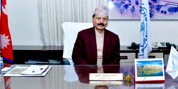 बिपी प्रतिष्ठान धरानमा उपकुलपती  गिरी फर्किए  ,कामु उपकुलपति कार्की बाहिरिए